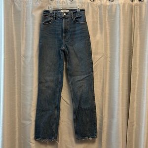 A&F 90’s straight jeans